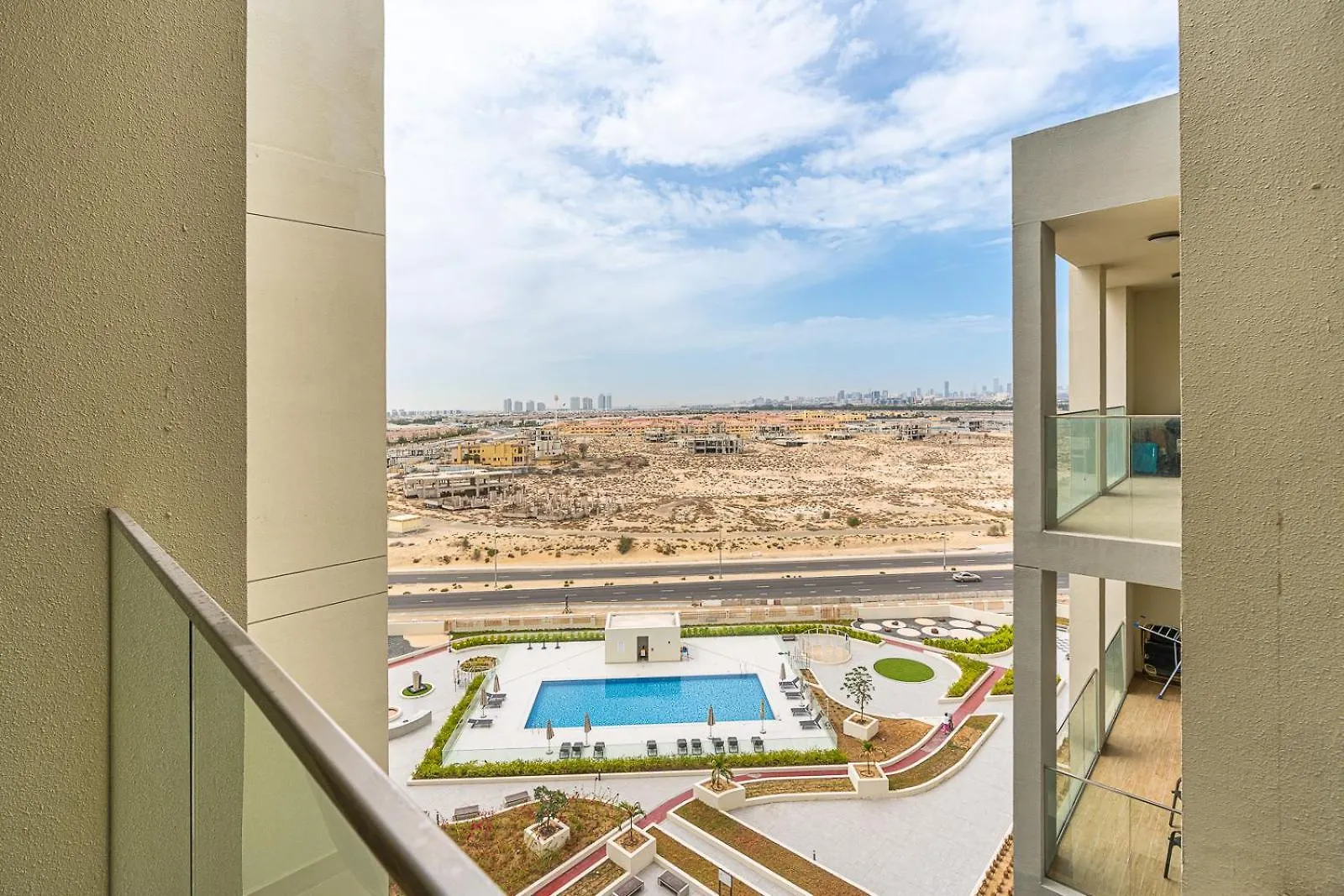 Stunning 1Br Apt In Rukan With Gym And Pool Dubai 0*,  United Arab Emirates