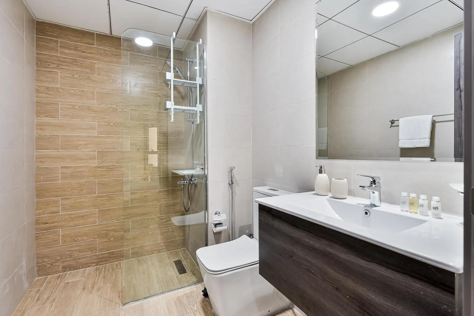 Stunning 1Br Apt In Rukan With Gym And Pool Dubai 0*,